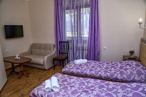 Lara Hotel