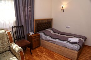 Lara Hotel