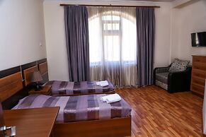 Lara Hotel