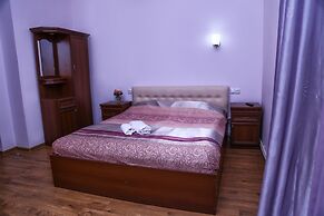 Lara Hotel
