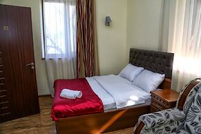 Lara Hotel