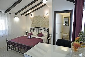Kuzma Rooms 2