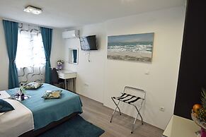 Kuzma Rooms 2