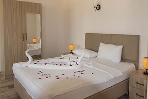 Deniz Otel