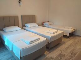 Deniz Otel