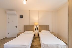 Deniz Otel