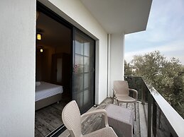 Deniz Otel