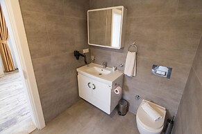 Deniz Otel