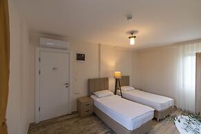 Deniz Otel
