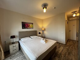 Deniz Otel