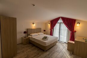 Deniz Otel