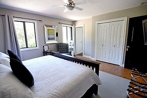 A Touch of English Bed & Breakfast