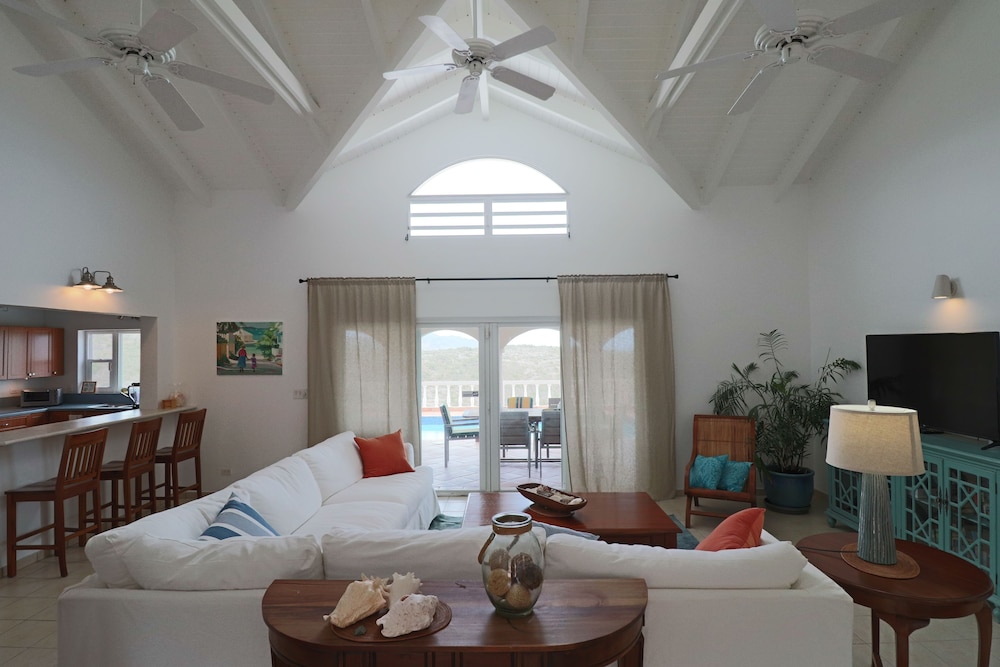 Arcadia by Island Properties Online