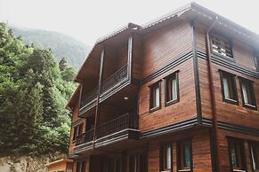 Ravza Otel Uzungol