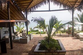 Hoja de Palma Bungalows
