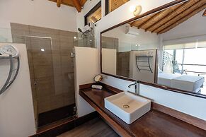 Hoja de Palma Bungalows