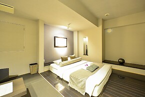 HOTEL AROMA