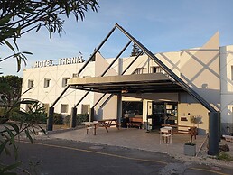 Hotel Thania