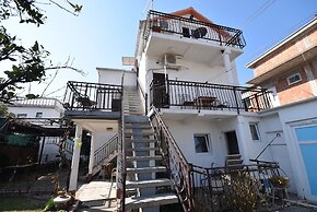 Malovic Apartments