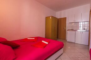 Anel Apartments