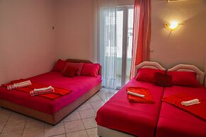 Anel Apartments