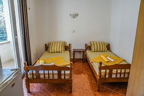 Anel Apartments