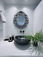 Arlene Suites