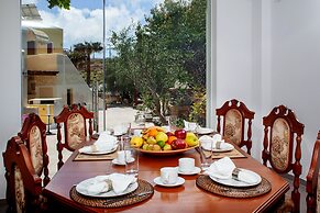 Arlene Suites