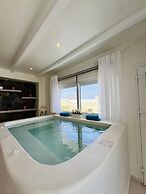 Arlene Suites