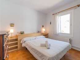Family flat with parking near beach