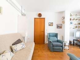 Family flat with parking near beach
