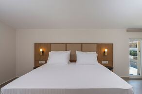 Marika Beach Hotel