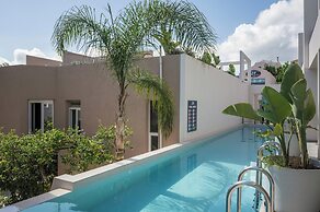 Marika Beach Hotel