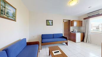 Marika Beach Hotel
