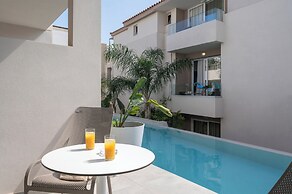 Marika Beach Hotel