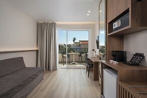 Marika Beach Hotel