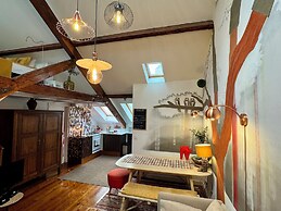 Studios with Mezzanine Rua da Moeda