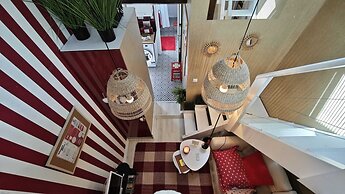 Studios with Mezzanine Rua da Moeda