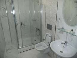 Grand Oral Hotel