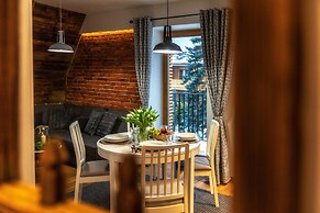 Hel Apartments