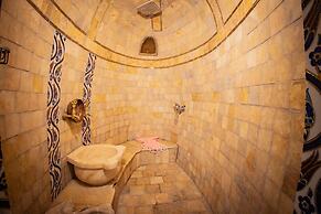 Royal Cave Hotel