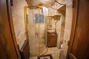 Royal Cave Hotel