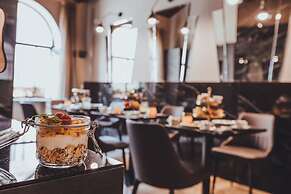NEMAN Maison Experience I Pantheon