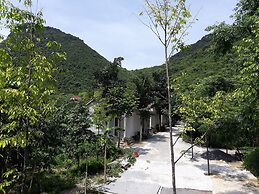Cuc Phuong Bungalow