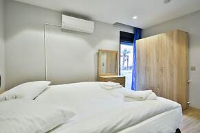 Mene Suites