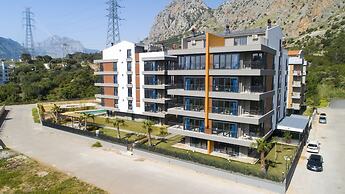 Mene Suites