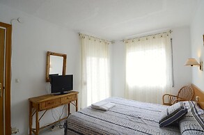 Apartamentos Rocamaura I