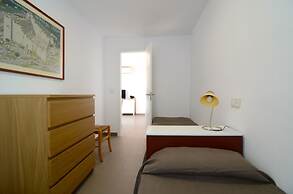 Apartamentos Rocamaura I