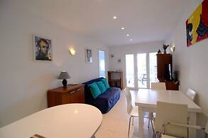 Apartamentos Rocamaura I