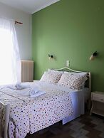 Antzela Apartments